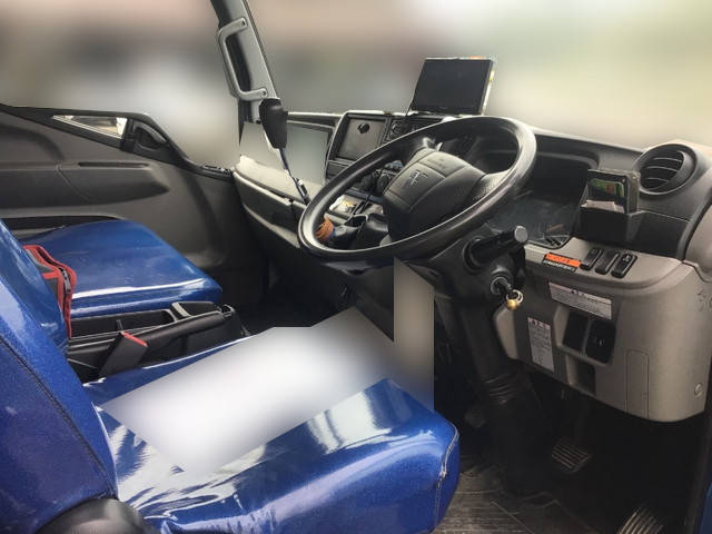 三菱ふそうキャンタークレーン4段小型（2t・3t）[写真19]