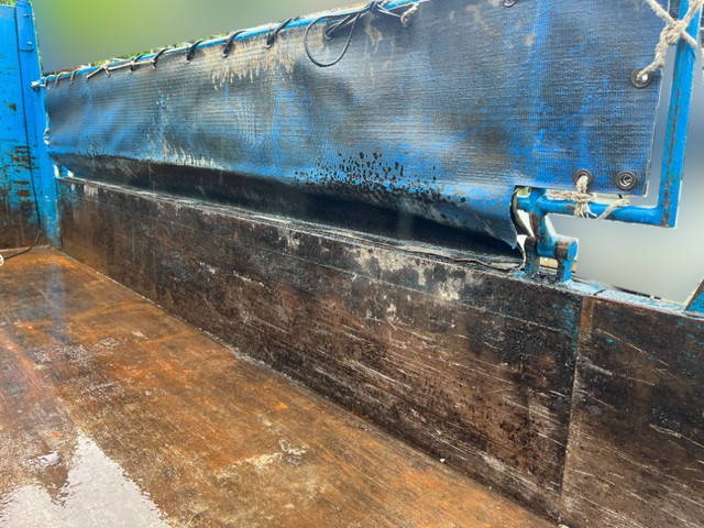 三菱ふそうキャンターダンプ小型（2t・3t）[写真11]