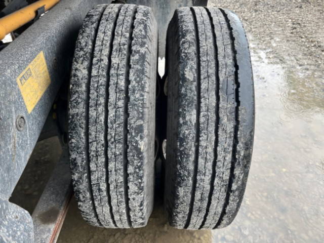 三菱ふそうキャンターダンプ小型（2t・3t）[写真18]