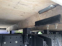 三菱ふそうキャンター平ボディ小型（2t・3t）[写真12]