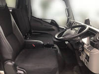 三菱ふそうキャンター平ボディ小型（2t・3t）[写真20]