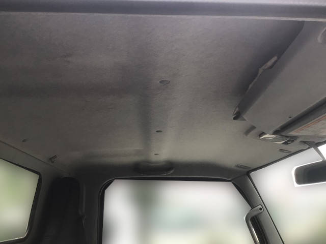 三菱ふそうキャンター平ボディ小型（2t・3t）[写真21]