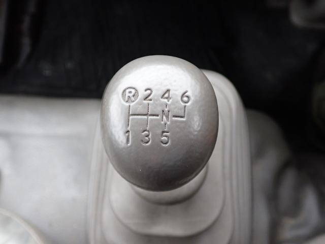 日野デュトロクレーン3段小型（2t・3t）[写真29]