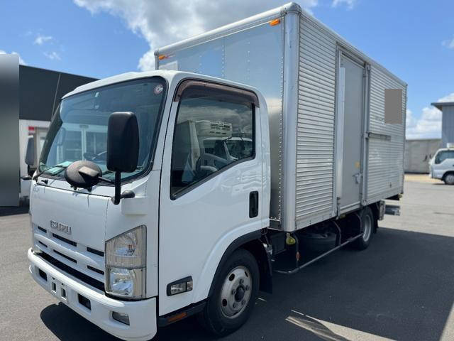 いすゞエルフアルミバン小型（2t・3t）[写真03]