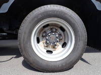 いすゞエルフアルミバン小型（2t・3t）[写真19]