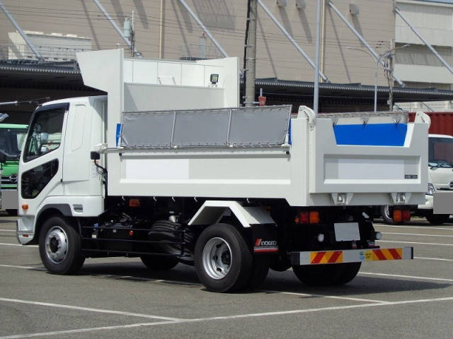 三菱ふそうファイターダンプ増トン（6t・8t）[写真04]