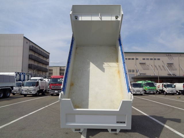 三菱ふそうファイターダンプ増トン（6t・8t）[写真09]