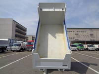 三菱ふそうファイターダンプ増トン（6t・8t）[写真09]