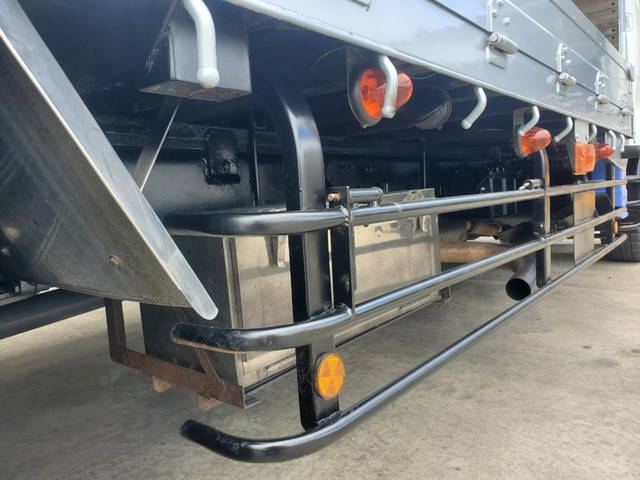 三菱ふそうファイターセルフクレーン4段増トン（6t・8t）[写真16]