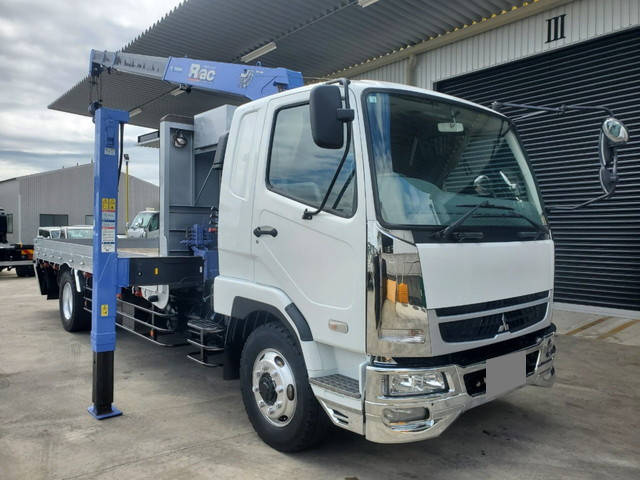三菱ふそうファイターセルフクレーン4段増トン（6t・8t）[写真03]