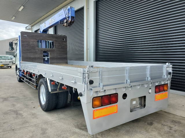 三菱ふそうファイターセルフクレーン4段増トン（6t・8t）[写真04]