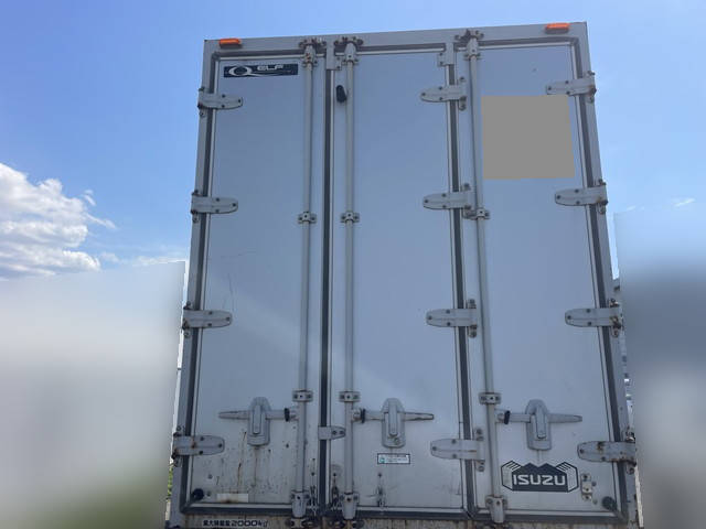いすゞエルフアルミバン小型（2t・3t）[写真02]
