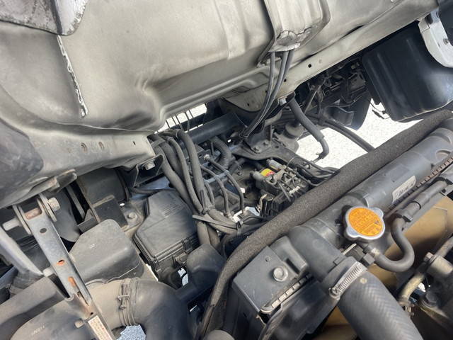 いすゞエルフアルミバン小型（2t・3t）[写真21]