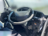 いすゞエルフアルミバン小型（2t・3t）[写真25]