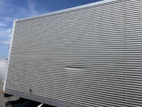 いすゞエルフアルミバン小型（2t・3t）[写真05]