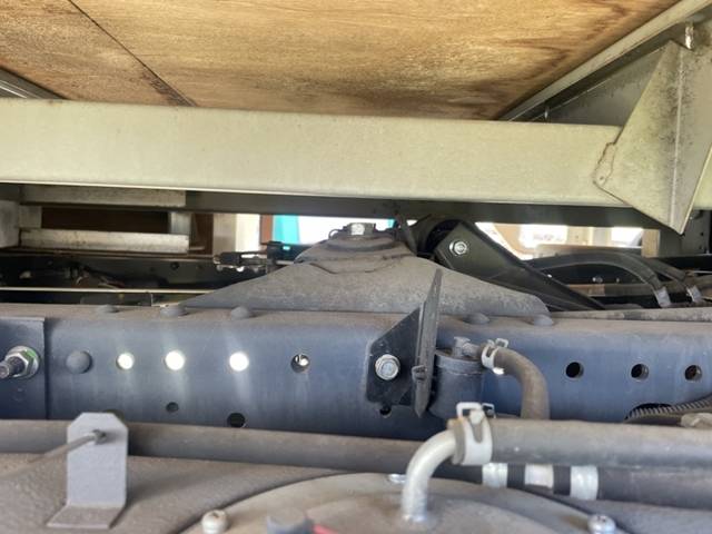 日産アトラス平ボディ小型（2t・3t）[写真19]