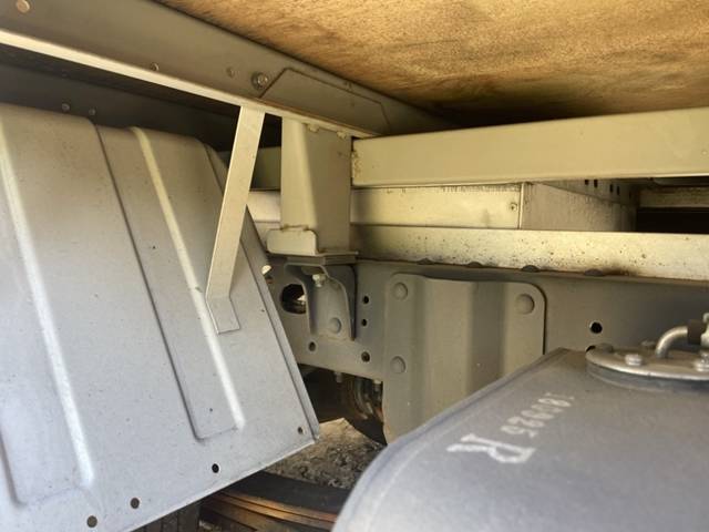 日産アトラス平ボディ小型（2t・3t）[写真20]