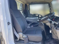 日産アトラス平ボディ小型（2t・3t）[写真25]