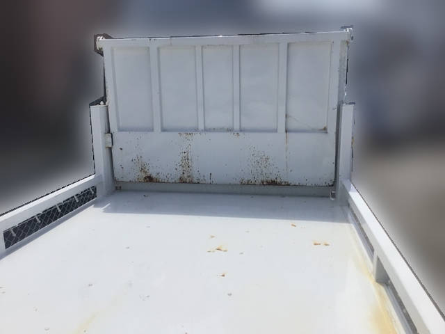 日産アトラス平ボディ小型（2t・3t）[写真12]