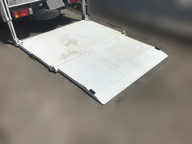 日産アトラス平ボディ小型（2t・3t）[写真14]