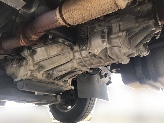 日産アトラス平ボディ小型（2t・3t）[写真20]