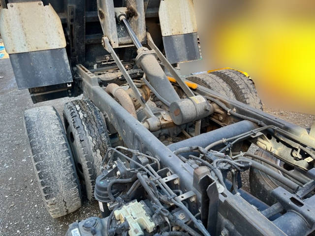 三菱ふそうキャンターダンプ小型（2t・3t）[写真16]