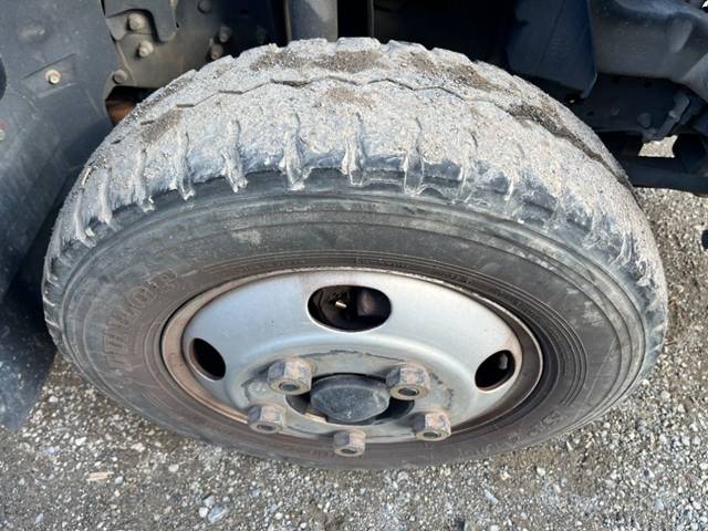 三菱ふそうキャンターダンプ小型（2t・3t）[写真19]