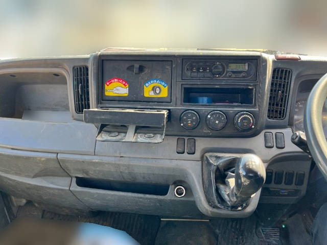 三菱ふそうキャンターダンプ小型（2t・3t）[写真31]