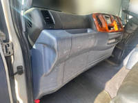 日野レンジャーアルミブロック中型（4t）[写真28]