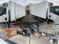 いすゞエルフ冷凍車（冷蔵車）小型（2t・3t）[写真24]