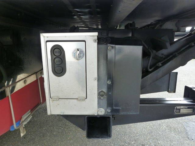 日野デュトロパネルバン小型（2t・3t）[写真22]