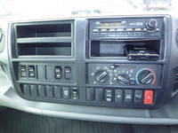 日野デュトロパネルバン小型（2t・3t）[写真30]