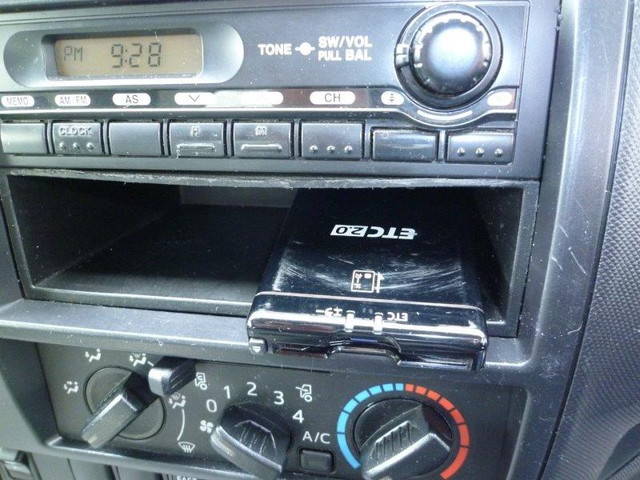 日野デュトロパネルバン小型（2t・3t）[写真31]