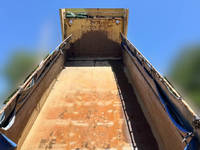 いすゞギガダンプ大型（10t）[写真08]