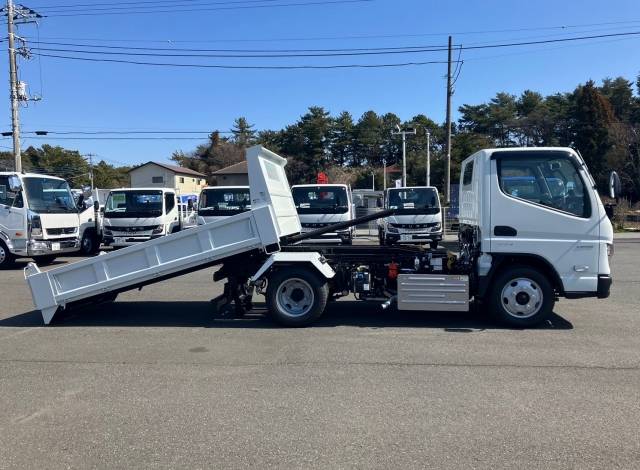 三菱ふそうキャンターローダーダンプ小型（2t・3t）[写真08]