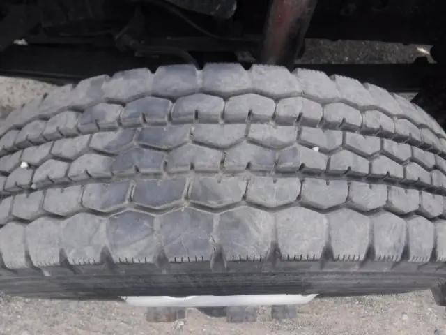 三菱ふそうキャンタークレーン3段小型（2t・3t）[写真34]