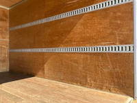 いすゞエルフアルミバン小型（2t・3t）[写真11]