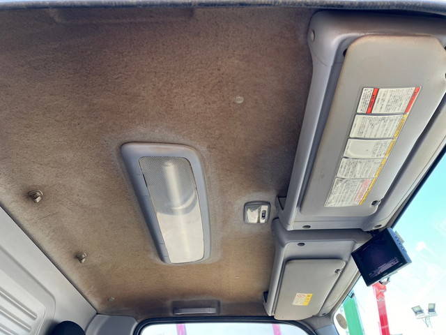 いすゞエルフアルミバン小型（2t・3t）[写真22]