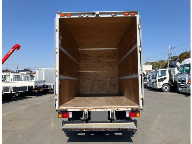 いすゞエルフアルミバン小型（2t・3t）[写真09]