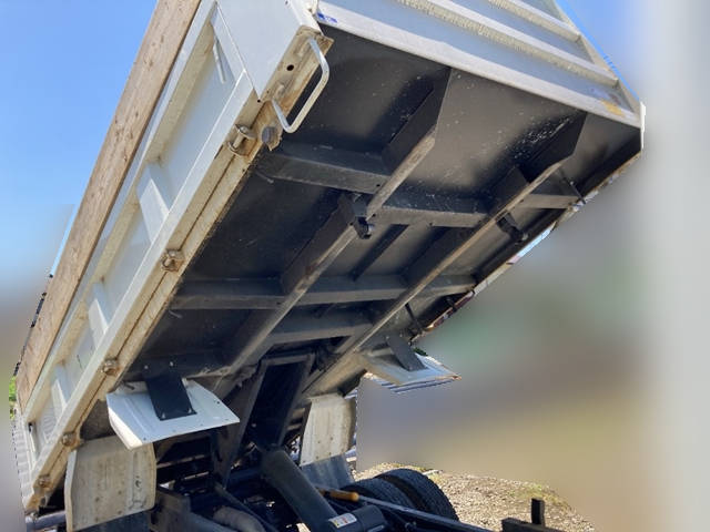 三菱ふそうキャンターダンプ小型（2t・3t）[写真16]