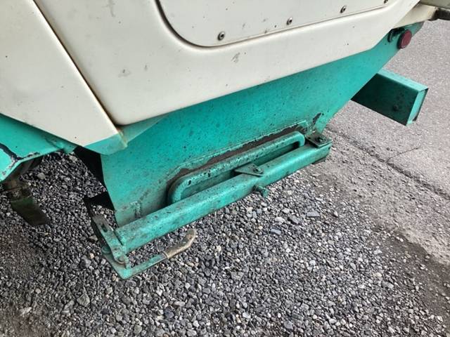 日野レンジャーパッカー車（塵芥車）中型（4t）[写真10]