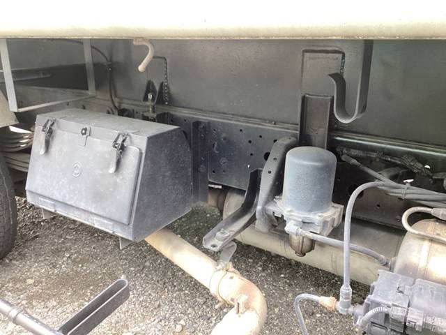 日野レンジャーパッカー車（塵芥車）中型（4t）[写真21]