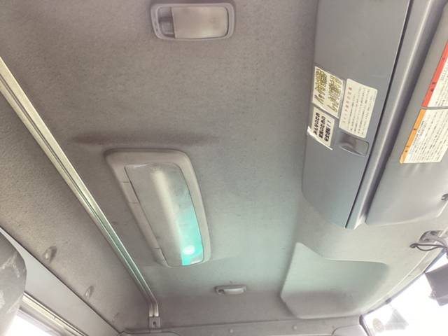 日野レンジャーパッカー車（塵芥車）中型（4t）[写真27]