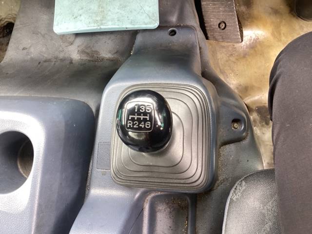 日野レンジャーパッカー車（塵芥車）中型（4t）[写真31]