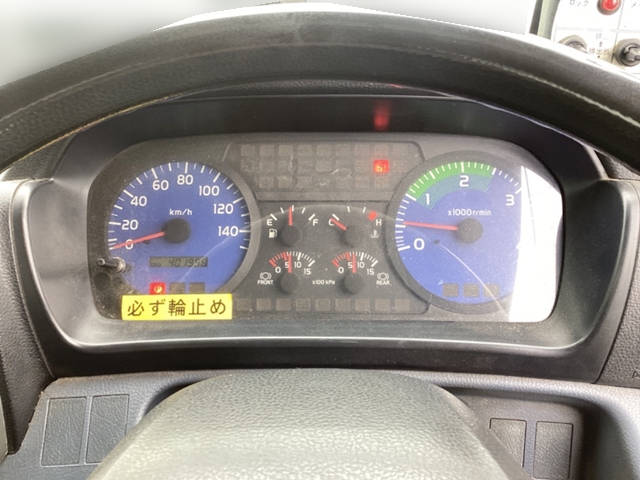 日野レンジャーパッカー車（塵芥車）中型（4t）[写真32]