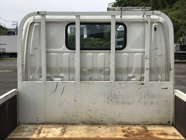 日野デュトロ平ボディ小型（2t・3t）[写真14]