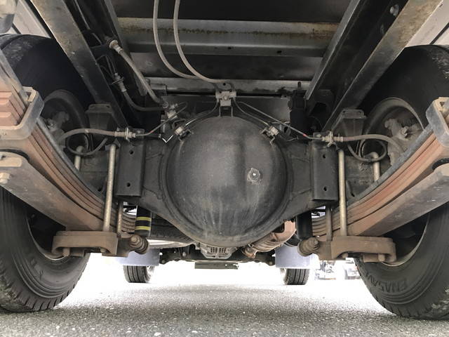 日野デュトロ平ボディ小型（2t・3t）[写真20]