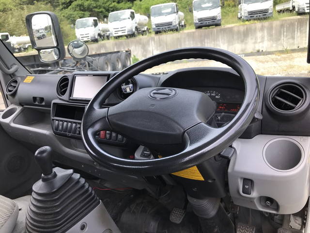 日野デュトロ平ボディ小型（2t・3t）[写真31]