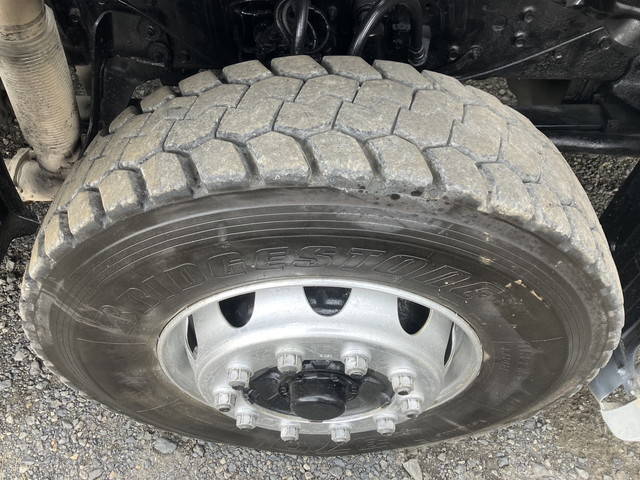 日野プロフィアダンプ大型（10t）[写真16]