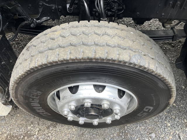 日野プロフィアダンプ大型（10t）[写真17]